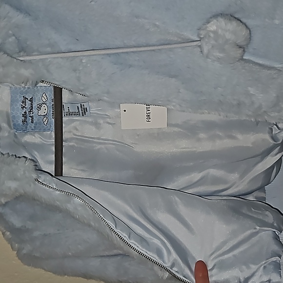 Hello Kitty and Friends faux fur coat size M NWT - Picture 6 of 14